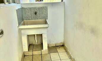 Imagem 5: Imóvel para aluguel possui 10 metros quadrados com 1 quarto em Jardim Elisa Maria - São Pa