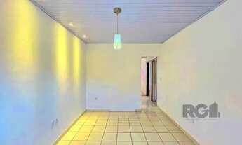 Imagem 7: Casa em Porto Alegre, no bairro Restinga, com 2 dormitório(s), e 2 banheiros, à venda