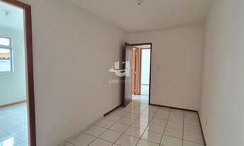 Imagem 2: Apenas 1 lance de escada: O 03 quartos que Você procura!