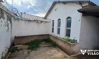 Imagem 3: CASA PARA ALUGUEL, 03 QUARTOS, 01 SUÍTE, 01 VAGA NO BAIRRO LEBLON