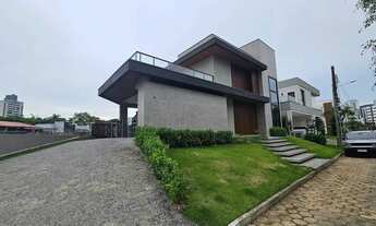 Imagem 3: Excelente Casa em Condomínio Fechado com 4 Dormitórios no Bairro Dom Bosco em Itajaí SC