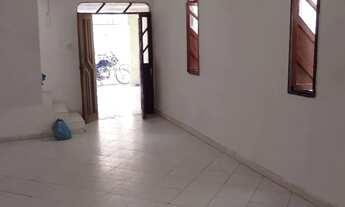 Imagem 7: Casa com 2/4, garagem conjunto feira 9