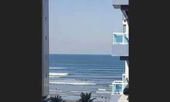 Imagem: Está buscando oportunidade Ela está