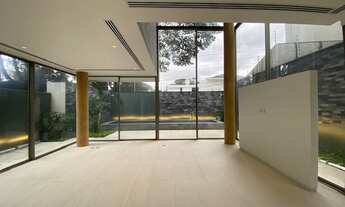 Imagem 4: Casa de condomínio para aluguel e venda possui 636 metros quadrados com 4 quartos