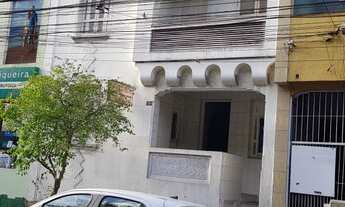 Imagem 2: Imóvel comercial para aluguel com 230 metros quadrados com 6 quartos / salas