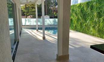 Imagem 3: Casa de condomínio sobrado para venda possui 400 metros quadrados com 4 quartos