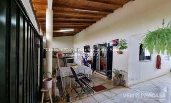 Imagem 2: EXCELENTE IMÓVEL COM 04 QUARTOS E VIAS RÁPIDAS ATE O CENTRO!