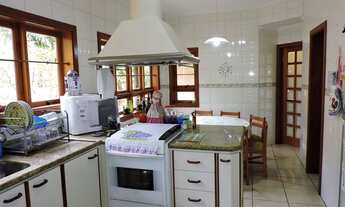 Imagem 5: Maravilhosa Casa no Condomínio Granja Viana II - 4 suítes - Terreno com 1.500 Metros Quadr