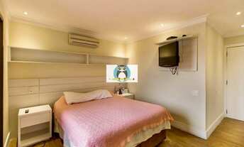 Imagem 6: Lindo Ap. Cobertura Duplex c 265m2, mobiliado, 3 suítes, 6 banh., 3 vagas, piscina, churra