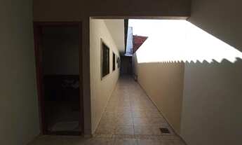 Imagem 5: Casa para venda possui 80 metros quadrados com 3 quartos em Jardim Paulista - Maringá - PR