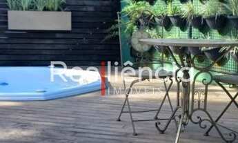 Imagem 3: Água Cristal- Casa PORTEIRA FECHADA, medindo 800m² +04 suítes + 06 VGs