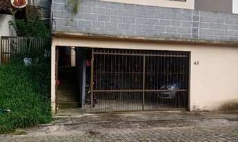 Imagem: Vendo casa de 02 quartos com vaga de garagem