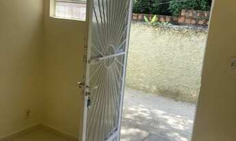 Imagem 4: Casa de vila para aluguel com 1 quarto em Pavuna