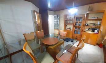 Imagem 2: Sobrado residencial contendo 2 salas comerciais