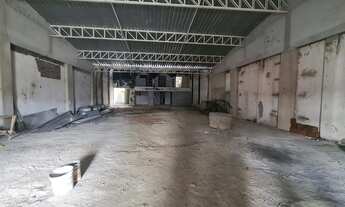 Imagem: Ponto comercial na Avenida Leandro de Barreto