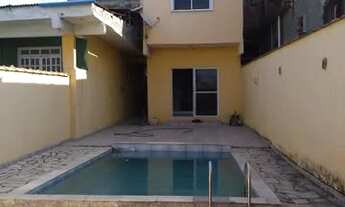 Imagem: ALUGO MARAVILHOSA CASA COM PISCINA NOVO