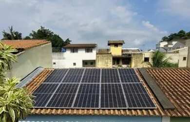 Imagem 2: Casa Dúplex em condomínio 3 quartos sendo um suíte Sala tv, sala jantar, cozinh