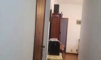 Imagem 2: Apartamento para venda tem 65 metros quadrados com 3 quartos em Copacabana - Rio de Janeir