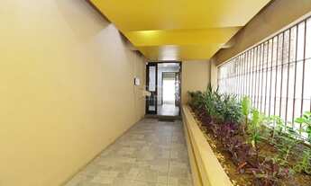 Imagem 3: Cobertura de dois dormitórios e dois banheiros, próximo ao hospital Moinhos de Vento e sho