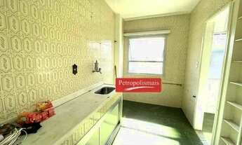 Imagem 7: Marcio PETROPOLISMAIS Vende APARTAMENTO COM 2 QUARTOS NO CENTRO DE PETRÓPOLIS