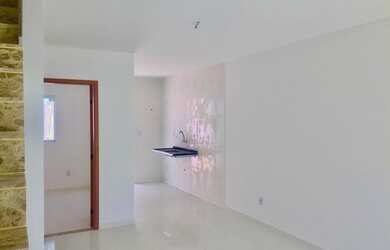 Imagem 5: Casa solta para venda com 03 quartos, há 10 metros da praia de Ipitanga- Lauro de Freitas