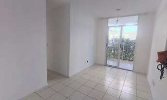 Imagem 3: Apartamento para aluguel tem 45 metros quadrados com 2 quartos em Anil - Rio de Janeiro