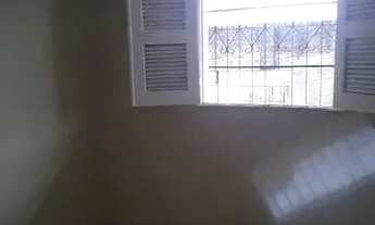 Imagem 7: Casa simples, dois quartos, banheiro, garagem