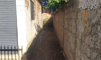 Imagem: Alugo uma casa no figueirinha