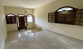 Imagem 4: CASA - LOTE DE 360 METROS QUADRADOS E 190 METROS QUADRADOS DE ÁREA CONSTRUÍDA- BAIRRO DONA