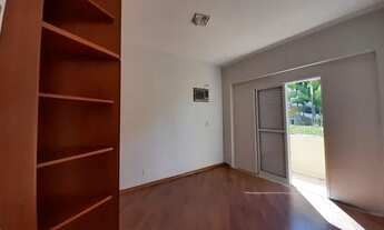 Imagem: Lindo em condomínio fechado, com piscina!