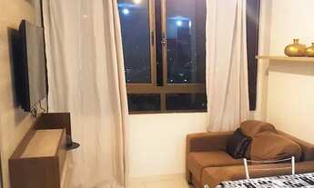 Imagem 3: Apartamento mobiliado para aluguel. 2 quartos, fogão, forno, geladeira e área de lazer com