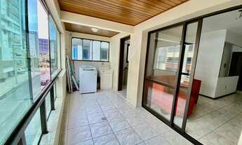 Imagem 3: Sacadão de frente com churrasqueira