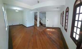 Imagem 4: Sobrado a Venda com 04 Dormitórios, 01 Suíte e 05 Vagas na Vila Guarani