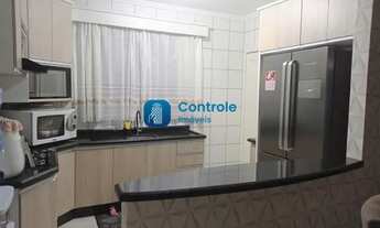 Imagem 3: MP - Excelente casa reformada, com 2 quartos e 2 vagas, no Centro da Palhoça