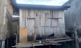 Imagem 3: Casa de madeira Casa com 1 dormitório