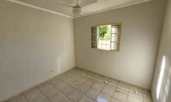 Imagem 7: Apê duplex. Jardim Tijuca, de 3 quartos com suíte, sala, cozinha com armário e fogão