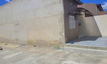 Imagem 2: Casa 3 quartos e terreno do lado