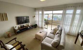 Imagem 2: Apartamento amplo com varanda , 200m, 4 quartos, sendo 2 suítes , 02 vagas de garagem