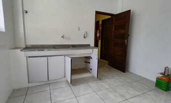 Imagem 6: Apartamento para aluguel possui 70 metros quadrados com 2 quartos em Matatu - Salvador - B