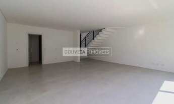 Imagem 3: Sobrado Triplex com 3 Dormitórios, 1 Suíte, 157 m², à venda por R$ 1.250.000 - Xaxim, Curi