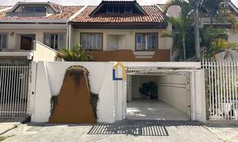 Imagem: Sobrado com 161m² no bairro Guaíra