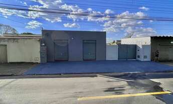 Imagem 4: Vende-se casa residencial com sala comercial no Setor Criméia Oeste Casa de Rua com 3 Quar