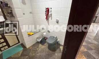 Imagem 7: Casa de vila triplex - Pedro de Carvalho - 3 quartos (1 suíte) - Piscina e churrasqueira