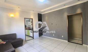 Imagem 4: Casa usada com piscina de esquina à venda , setor papillon park, Aparecida de Goiânia próx