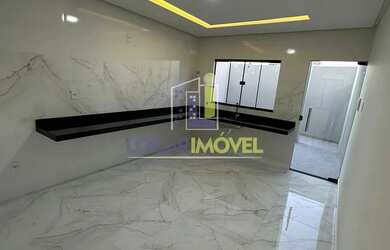 Imagem 10: Casa Duplex de 4 quartos sendo 1 suíte com closet , área gourmet, quintal e garagem para 2