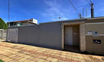 Imagem: Caranda Bosque Casa térrea com amplo espaço