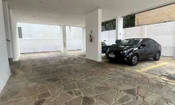 Imagem 5: Cobertura semímobiliada no coração do bairro Menino Deus, em Porto Alegre a venda