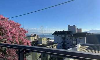 Imagem: Cobertura com piscina privativa a uma quadra