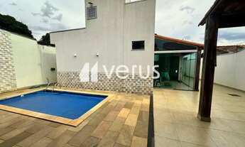 Imagem 2: Casa Bairro Jardim Brasília 243m² com 03 quartos - Uberlândia - MG