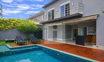 Imagem 3: Raridade no Ville Sainte Hélène, Casa Alto Padrão com 4 Suítes, piscina, varanda gourmet